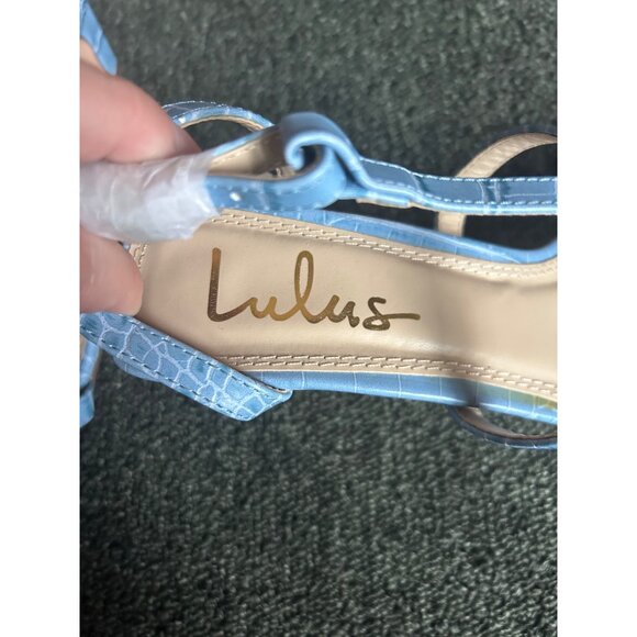 NWOB Lulu’s Blue Croc Print Heels - Picture 8 of 9